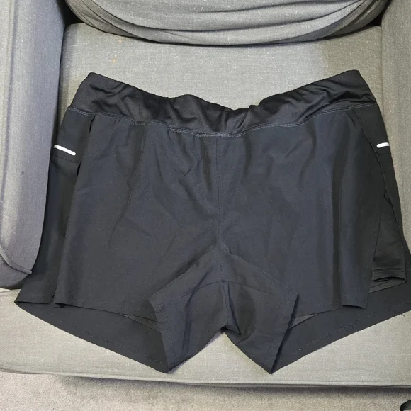 Avia Black Athletic Shorts Moisture-Wicking Mid-Thigh - Picture 4 of 5